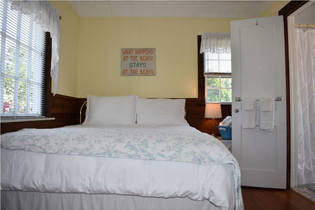 Hathaways Guest Cottages Чарлстаун Екстериор снимка