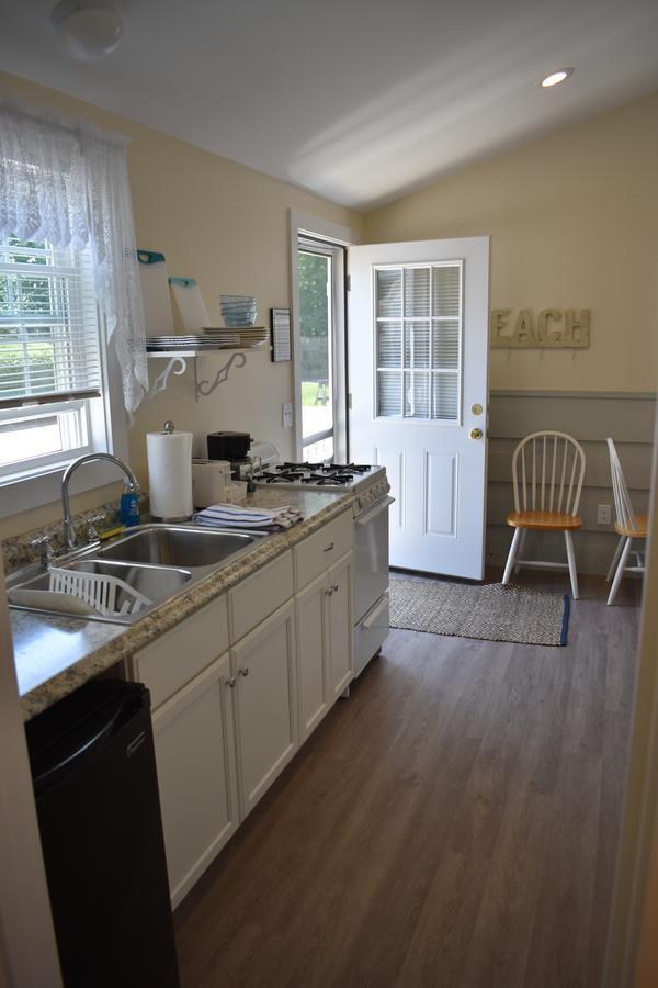 Hathaways Guest Cottages Чарлстаун Екстериор снимка